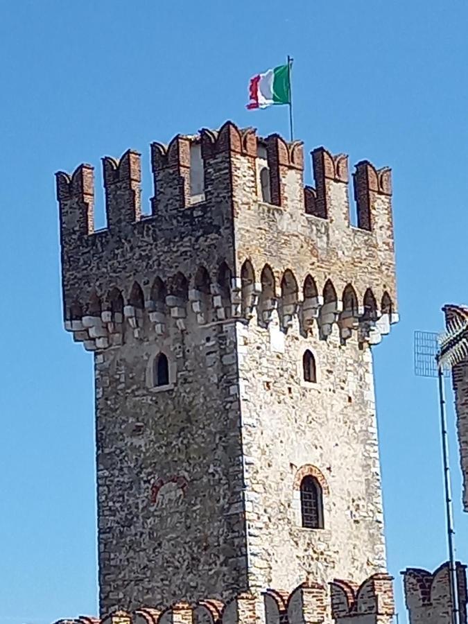 Il Nido Della Civetta Villa Sirmione Exterior photo